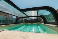 Un abri de piscine bas d'Abridays