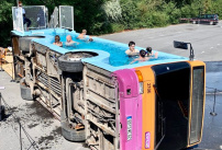 Un bus en guise de piscine !