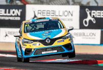 Toucan, sponsor du coureur Corentin Tierce pour la France Clio Cup