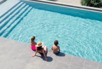 Entretenir sa piscine facilement avec les équipements connectés Hayward