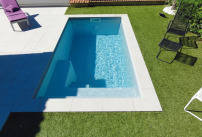 Une mini-piscine coque signée Génération Piscine