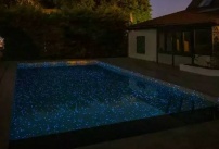 Une piscine phosphorescente signée Piscines de France