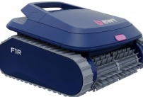 Le robot nettoyeur de piscine FR1 de BWT