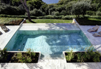 Une des piscines enterrées disponible sur le site de SwimmingPool.eu