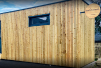 Un container transformé en salon de massage