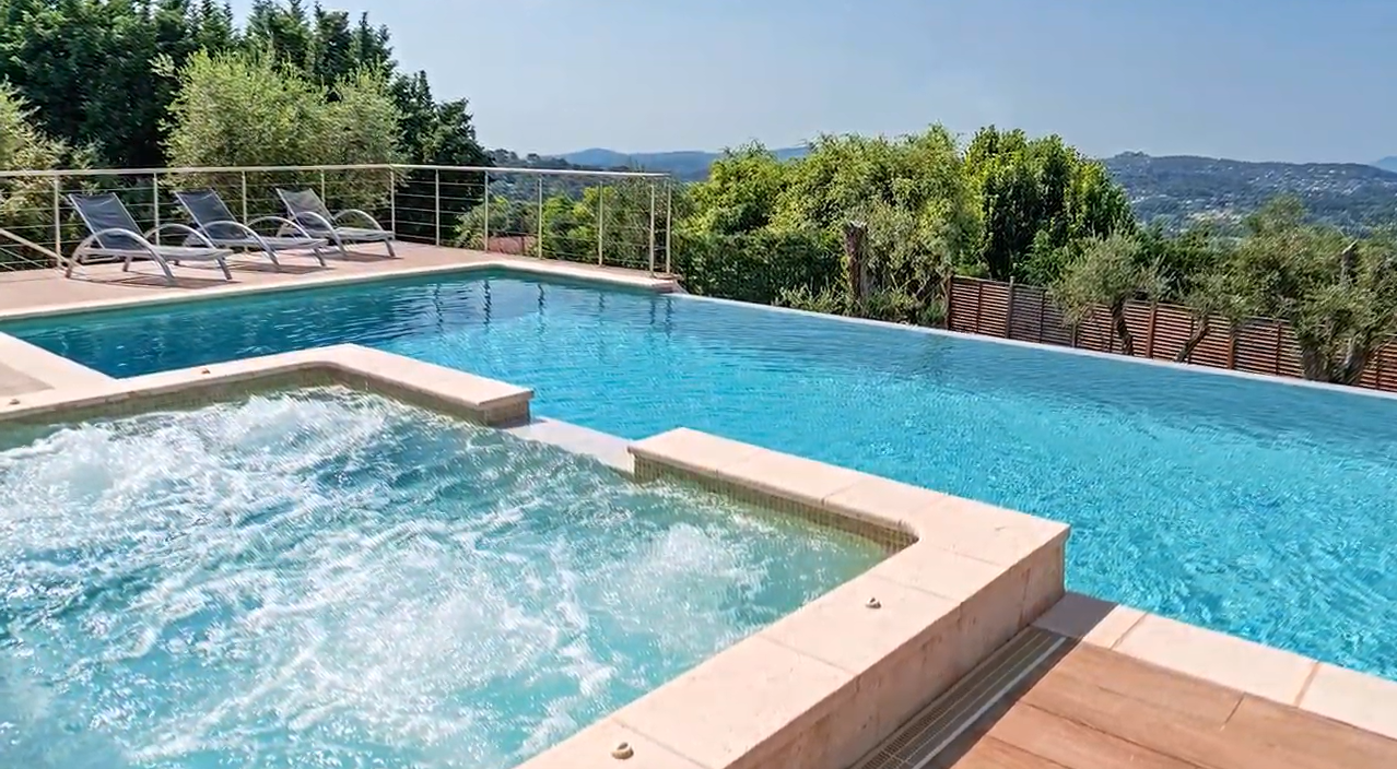Un combo piscine-spa Diffazur Piscines récompensé aux Trophées de la Piscine 2021